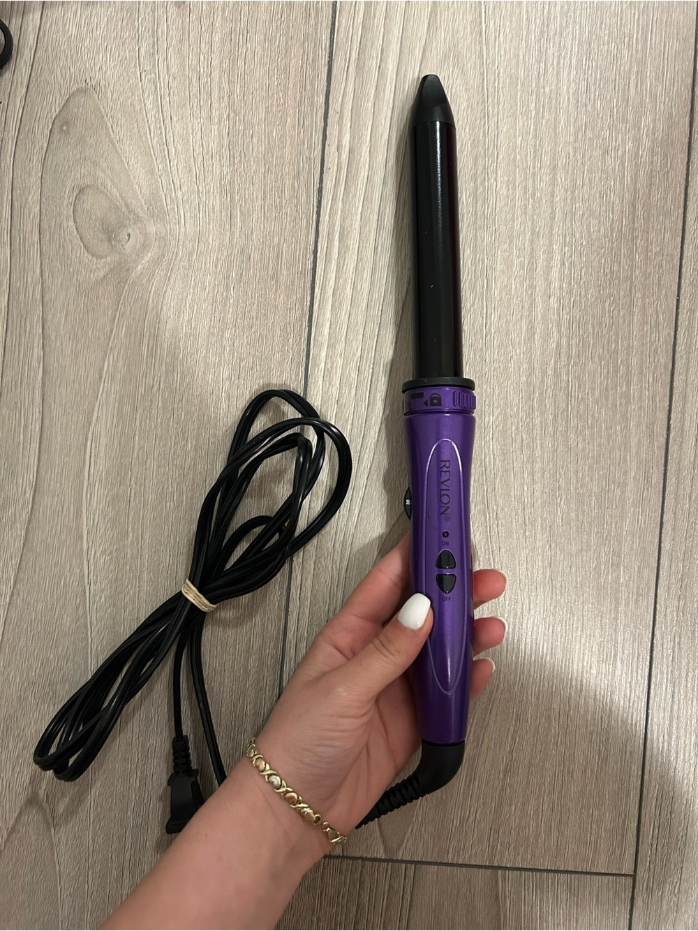 Revlon Purple Curling Wand with Black Barrel
